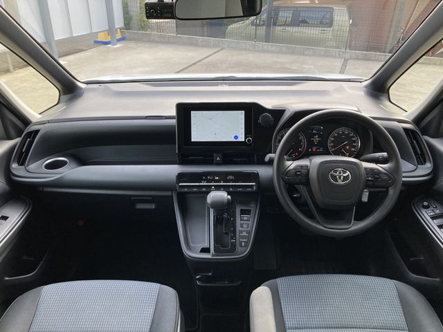 TOYOTA NOAH 2024 Image 31