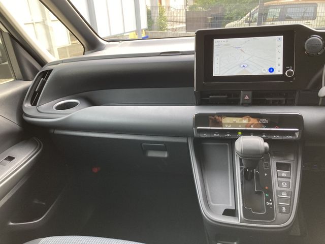 TOYOTA NOAH 2024 Image 31