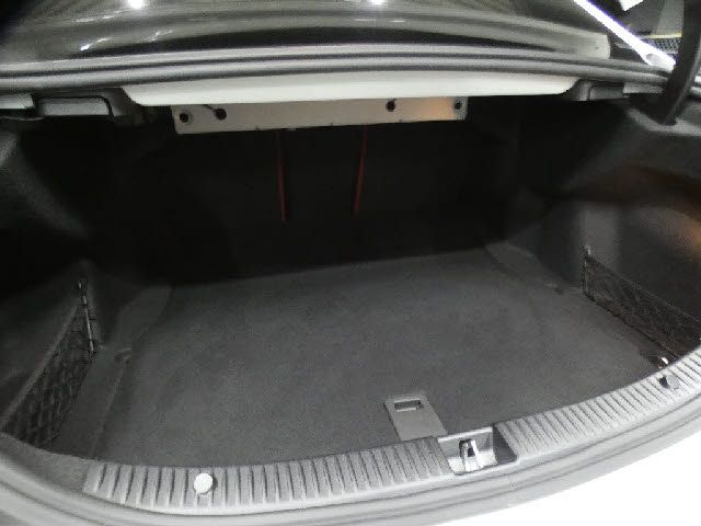 MERCEDES BENZ MERCEDES AMG C CLASS 2019 Image 31