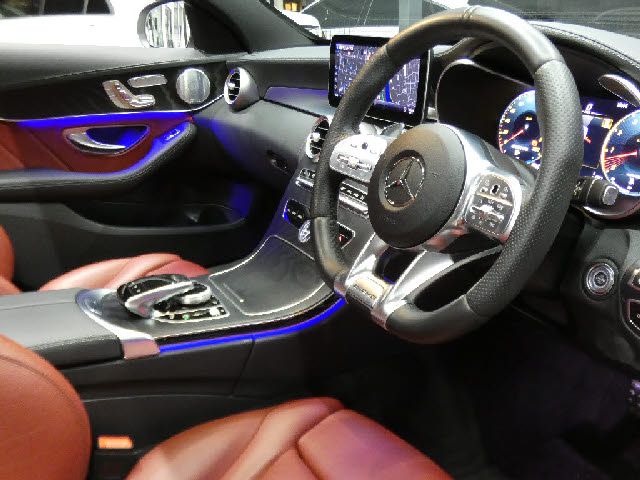 MERCEDES BENZ MERCEDES AMG C CLASS 2019 Image 31