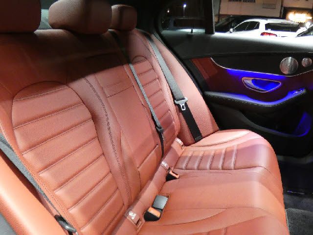 MERCEDES BENZ MERCEDES AMG C CLASS 2019 Image 31