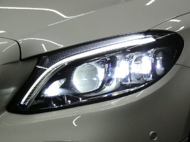 MERCEDES BENZ MERCEDES AMG C CLASS 2019 Image 31