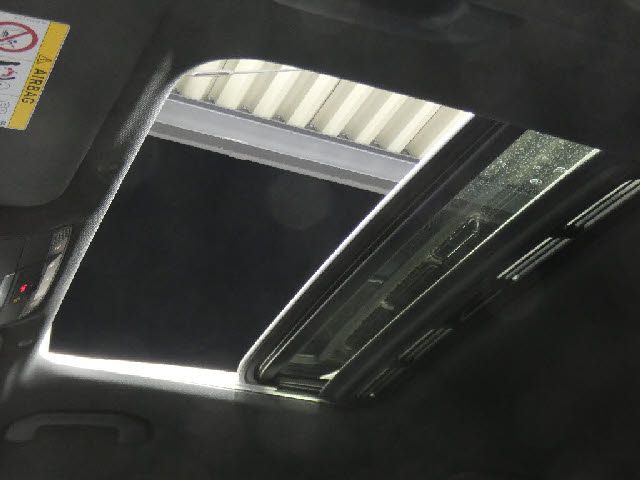 MERCEDES BENZ GLC CL 2019 Image 31