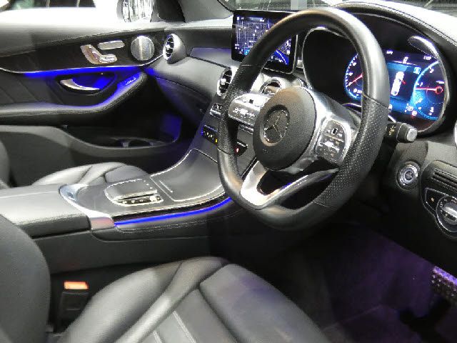 MERCEDES BENZ GLC CL 2019 Image 31