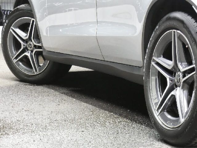 MERCEDES BENZ GLC CL 2019 Image 31