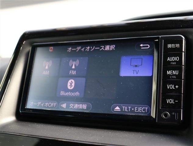 TOYOTA NOAH 2017 Image 31