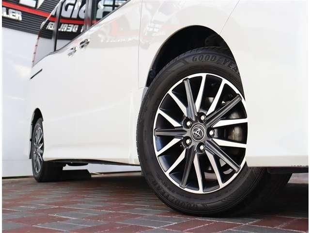 TOYOTA NOAH 2017 Image 31