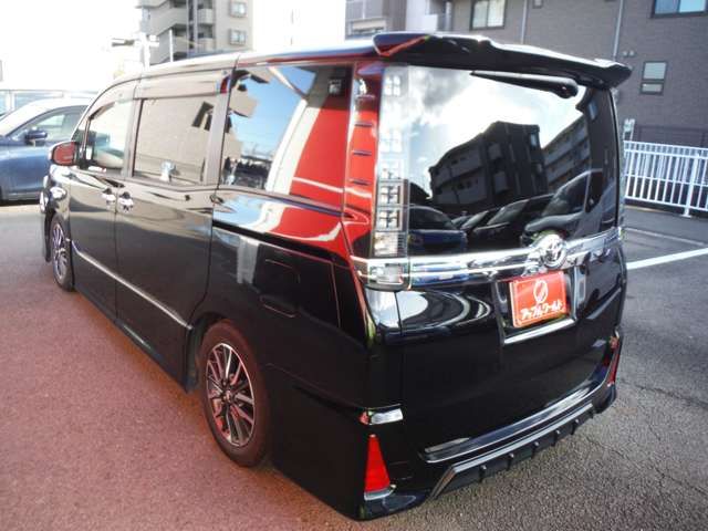 TOYOTA VOXY 2016 Image 31