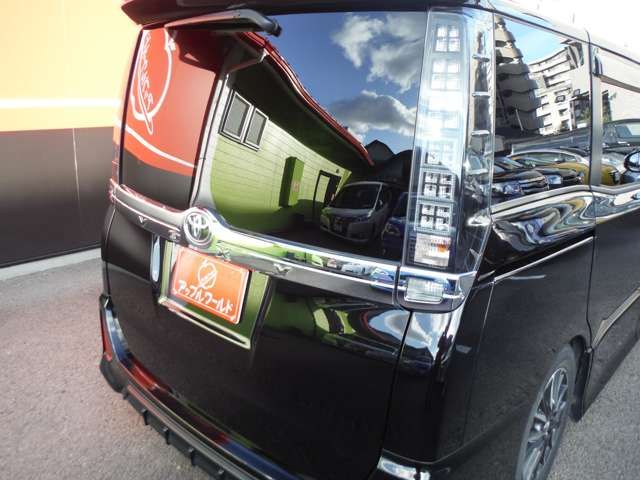 TOYOTA VOXY 2016 Image 31