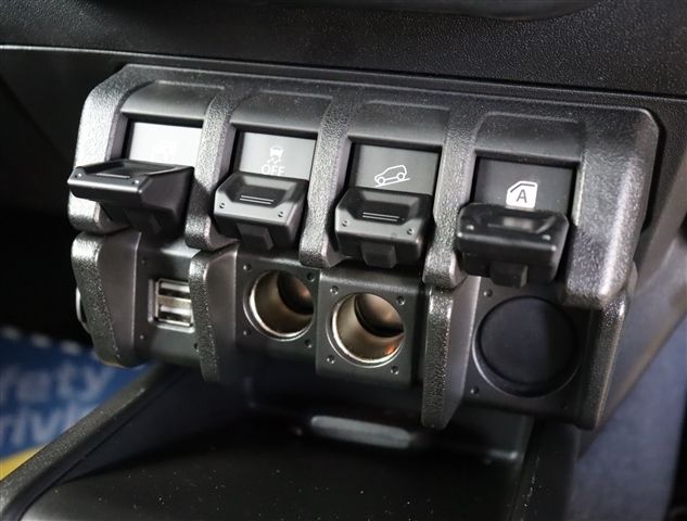 SUZUKI JIMNY SIERRA 2023 Image 31