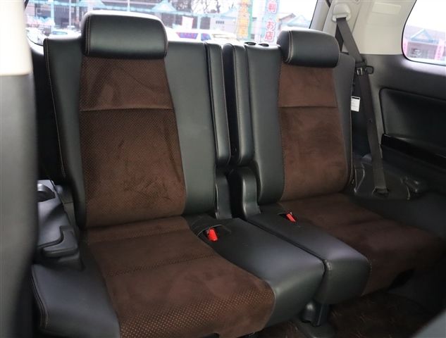 TOYOTA ALPHARD 2013 Image 31