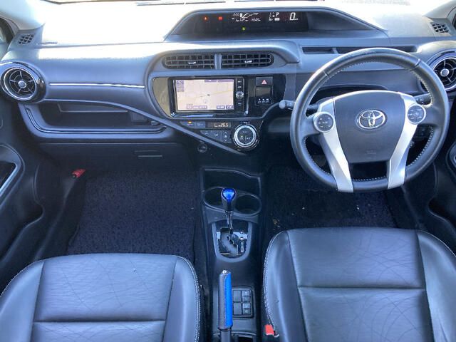 TOYOTA AQUA 2017 Image 31