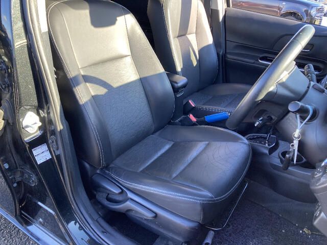 TOYOTA AQUA 2017 Image 31