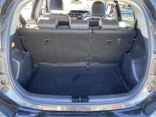 TOYOTA AQUA 2017 Image 31