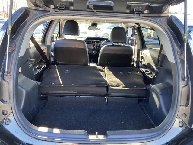 TOYOTA AQUA 2017 Image 31