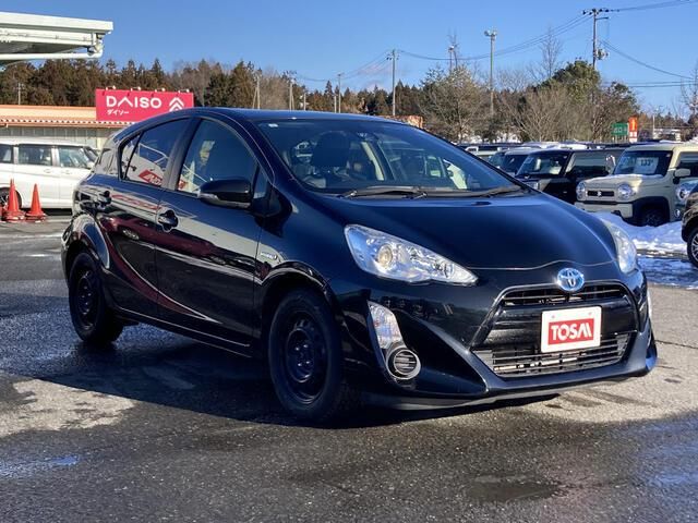 TOYOTA AQUA 2017 Image 31