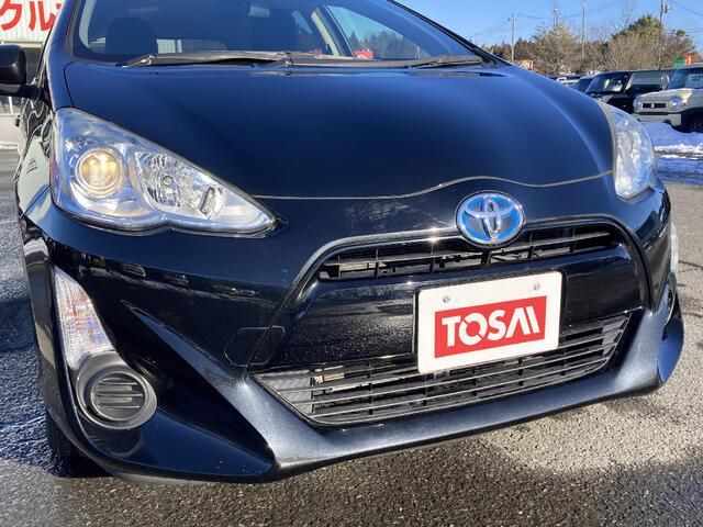 TOYOTA AQUA 2017 Image 31