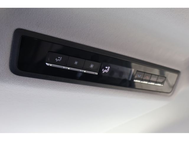 TOYOTA NOAH 4WD 2024 Image 31