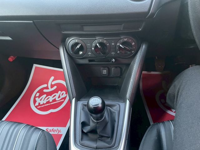 MAZDA DEMIO 2017 Image 31