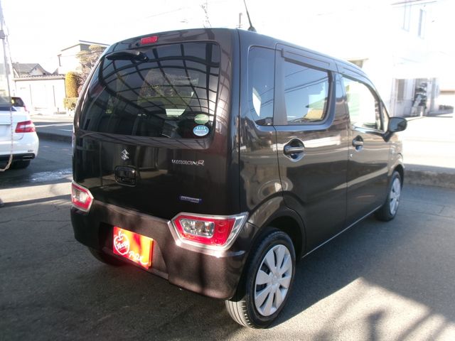 SUZUKI WAGON R 2019 Image 31