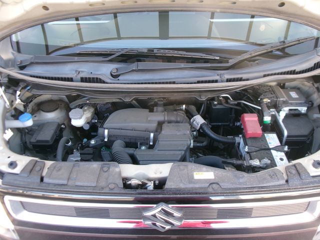 SUZUKI WAGON R 2019 Image 31