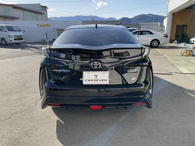 TOYOTA PRIUS PHV 2020 Image 31