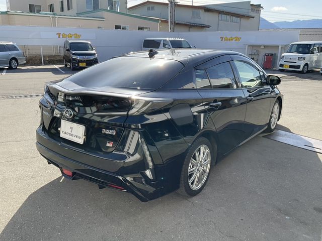 TOYOTA PRIUS PHV 2020 Image 31