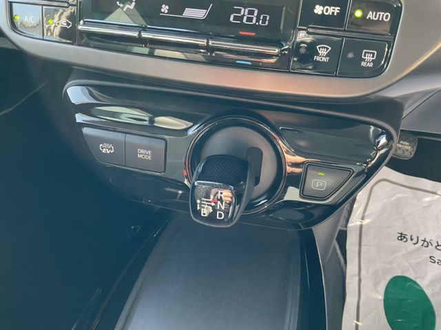 TOYOTA PRIUS PHV 2020 Image 31