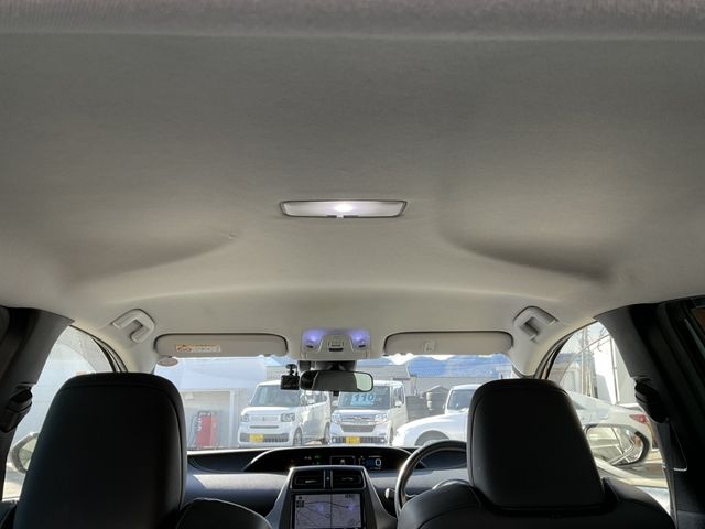 TOYOTA PRIUS PHV 2020 Image 31