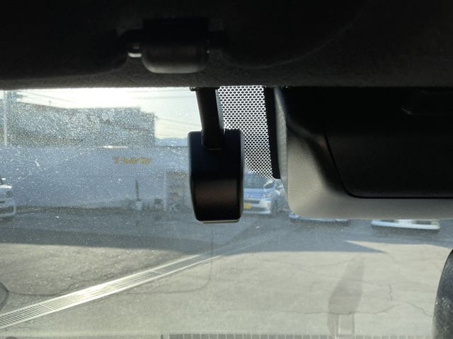 TOYOTA REGIUSACE VAN 4WD 2020 Image 31