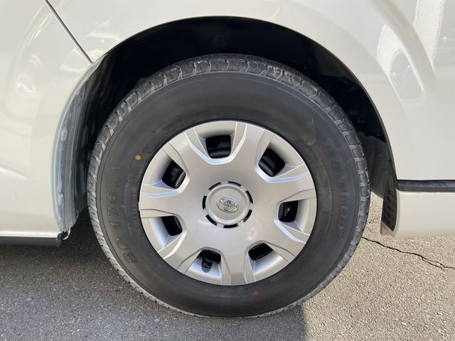 TOYOTA REGIUSACE VAN 4WD 2020 Image 31