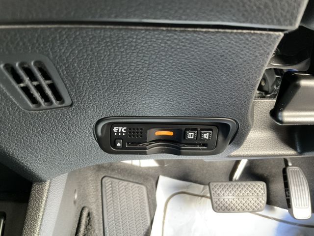 HONDA VEZEL HYBRID 2019 Image 31