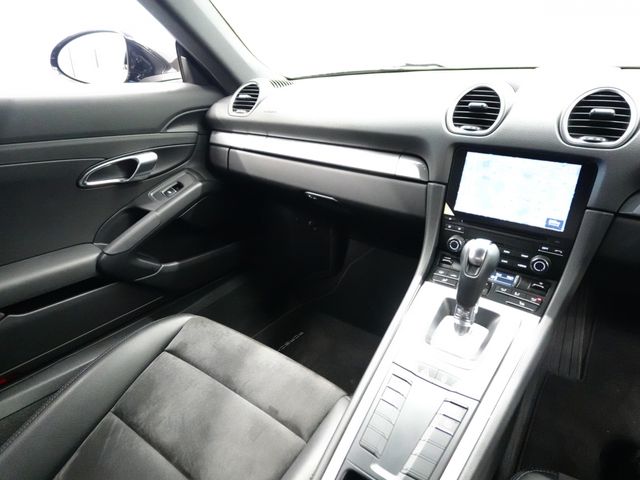 PORSCHE 718CAYMAN 2018 Image 31