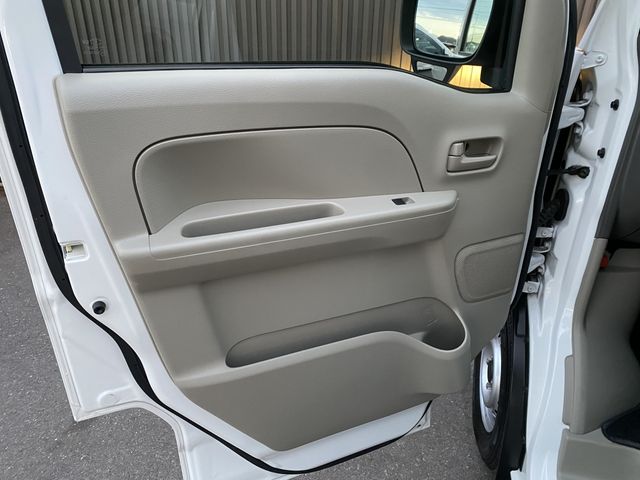 NISSAN NV100 CLIPPER 2023 Image 31