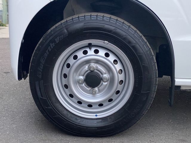 NISSAN NV100 CLIPPER 2023 Image 31