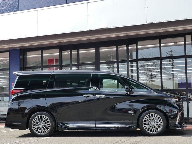 TOYOTA ALPHARD HYBRID 4WD 2025 Image 31