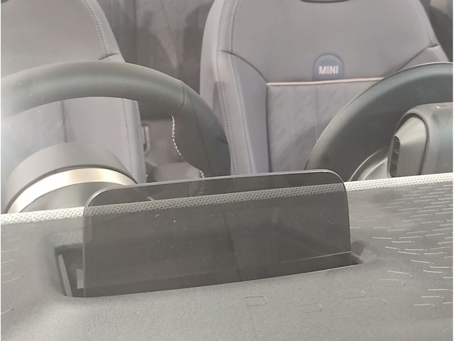 BMW MINI COOPER OPEN 2025 Image 31