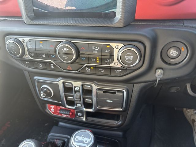 JEEP WRANGLER UNLIMI 2019 Image 31