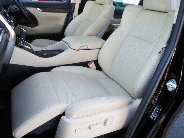 TOYOTA ALPHARD 4WD 2021 Image 31