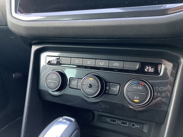 VOLKSWAGEN TIGUAN 2019 Image 31