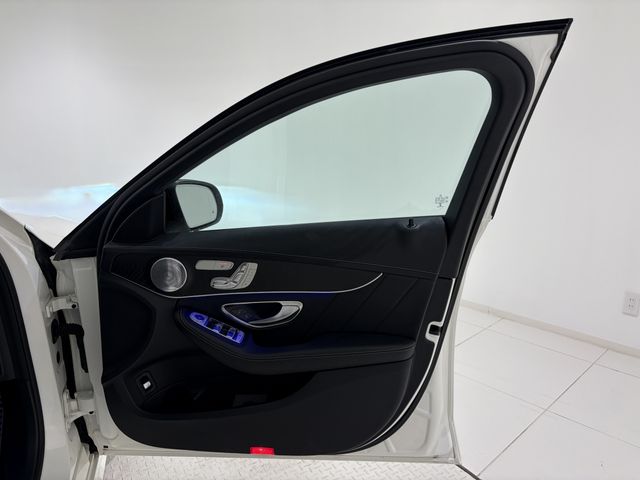 MERCEDES BENZ MERCEDES AMG C CLASS 2019 Image 31