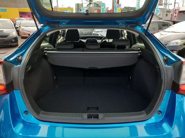 TOYOTA PRIUS 2021 Image 31