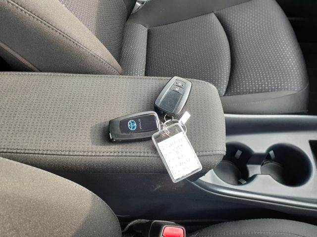 TOYOTA PRIUS 2021 Image 31