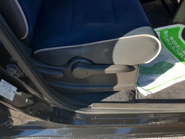 NISSAN CUBE 2012 Image 31