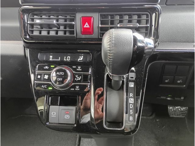 DAIHATSU TANTO CUSTOM 2023 Image 31