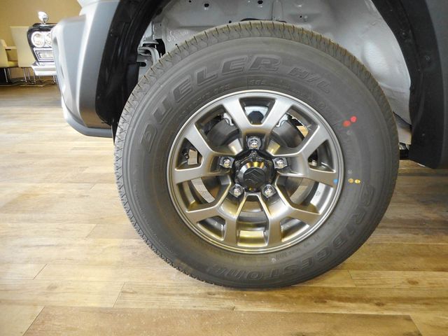 SUZUKI JIMNY NOMADE 2025 Image 31