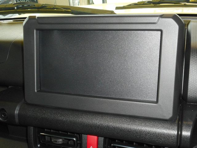 SUZUKI JIMNY NOMADE 2025 Image 31