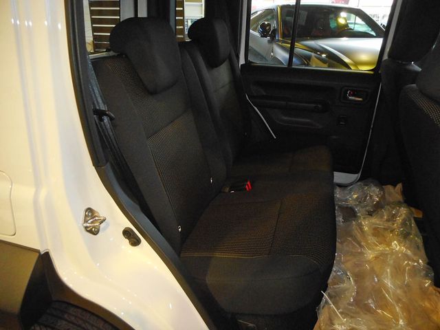 SUZUKI JIMNY NOMADE 2025 Image 31