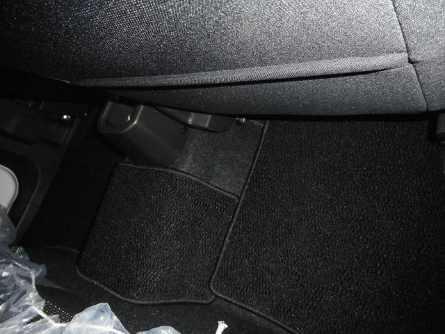 SUZUKI JIMNY NOMADE 2025 Image 31