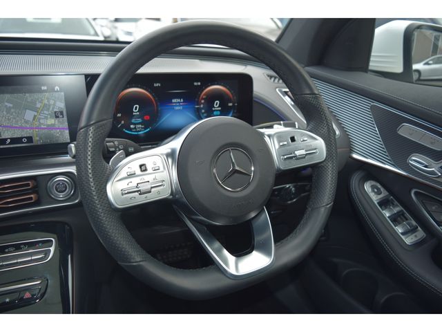 MERCEDES BENZ EQC 2022 Image 31
